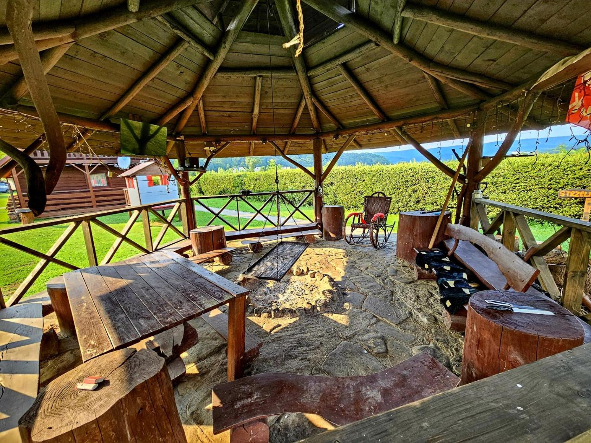 Domki Nad Sanem Lesko Kültér fotó